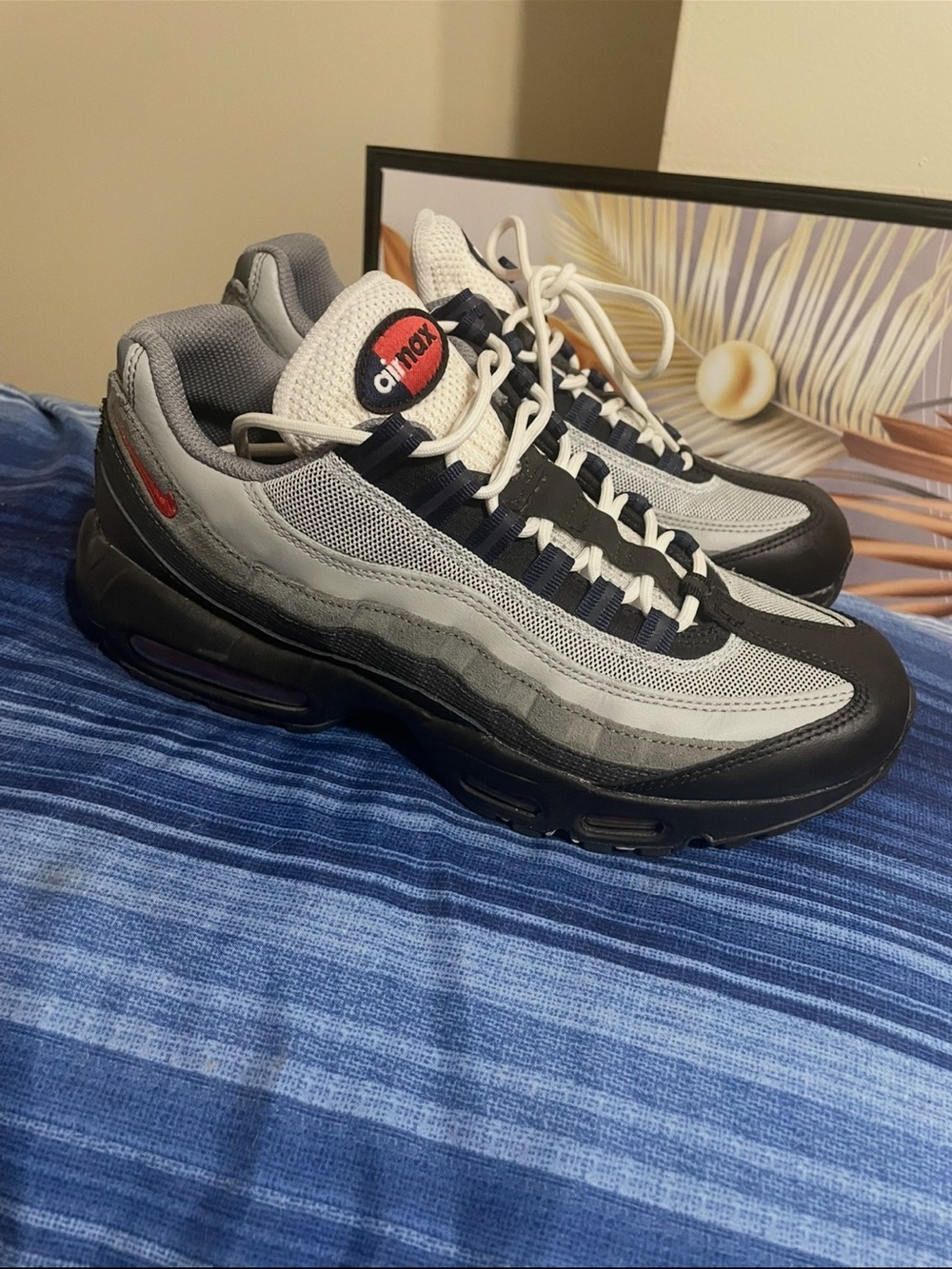 Nike Men’s Air Max 95 in Grey, Black & Red